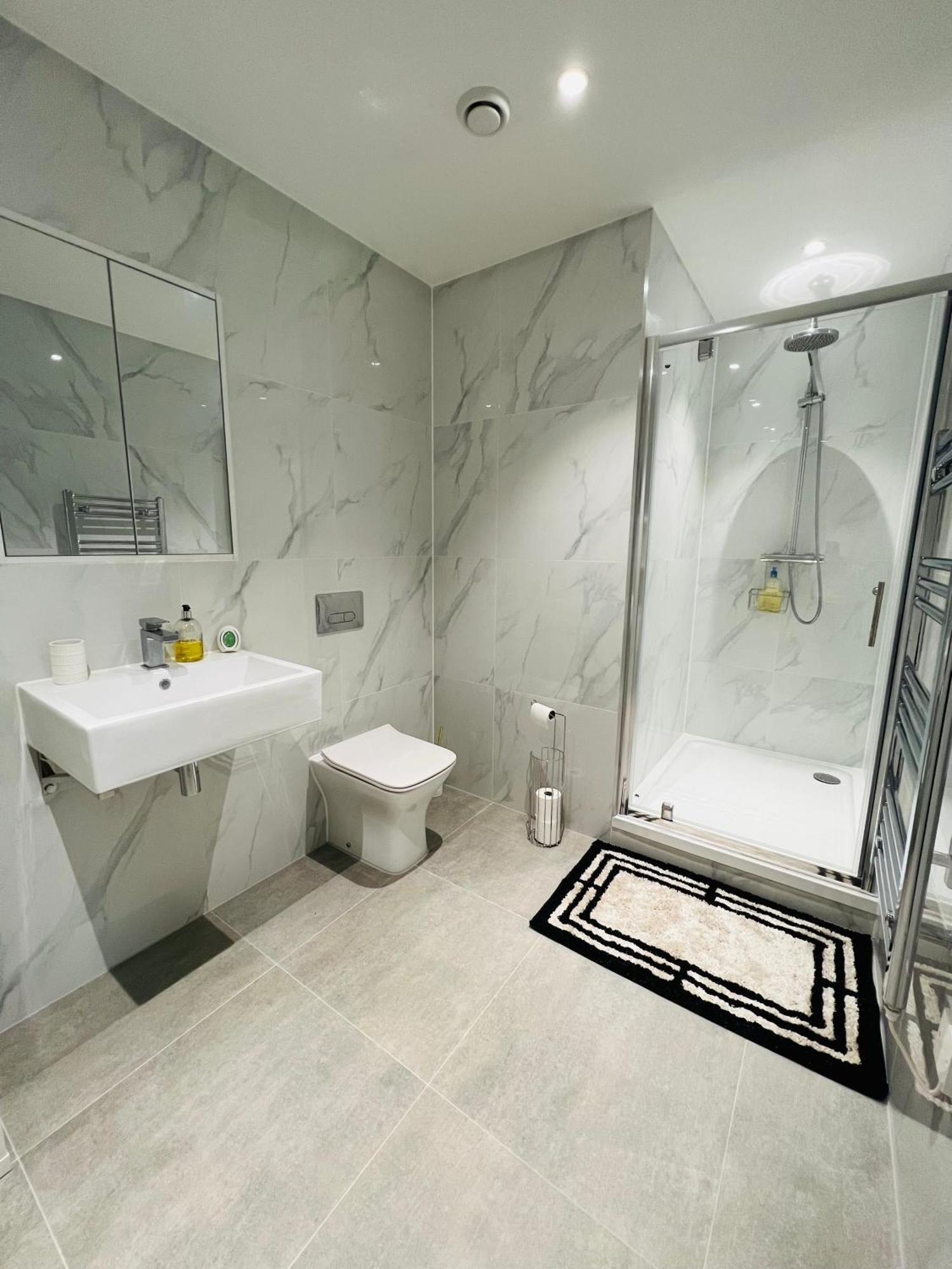 Stunning New Penthouse Apartment Саутенд-он-Сі Екстер'єр фото