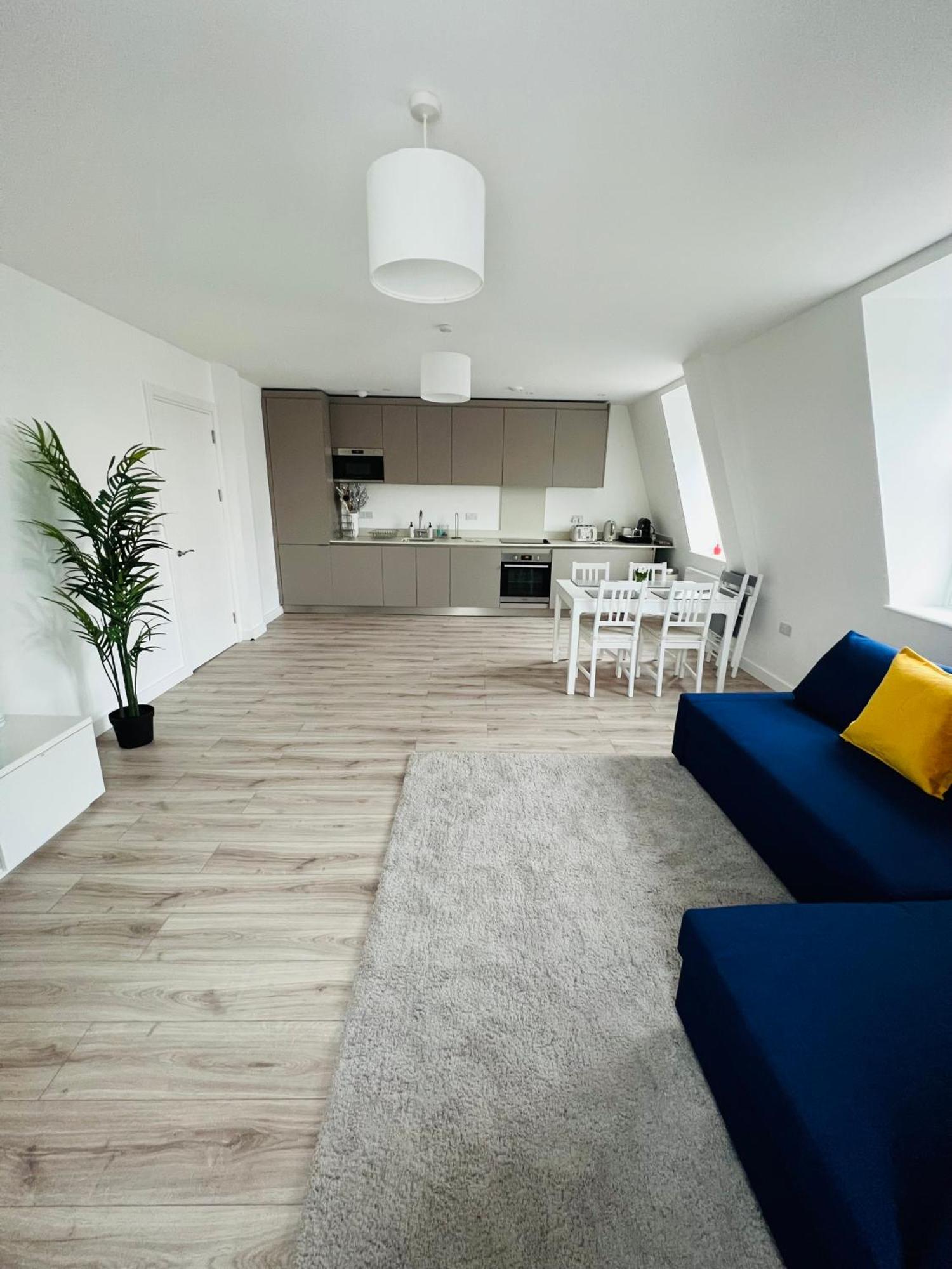 Stunning New Penthouse Apartment Саутенд-он-Сі Екстер'єр фото